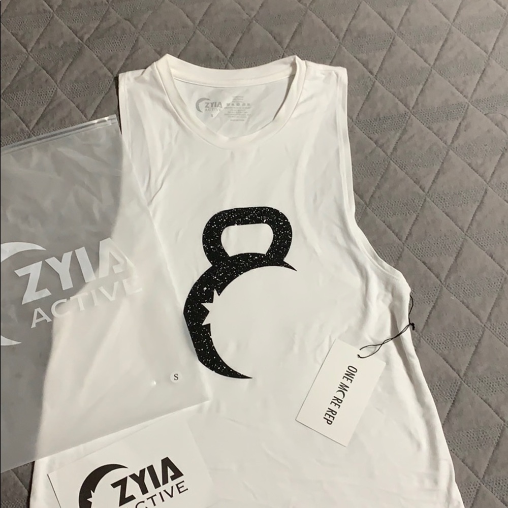 Zyia active wear kettle moon tank